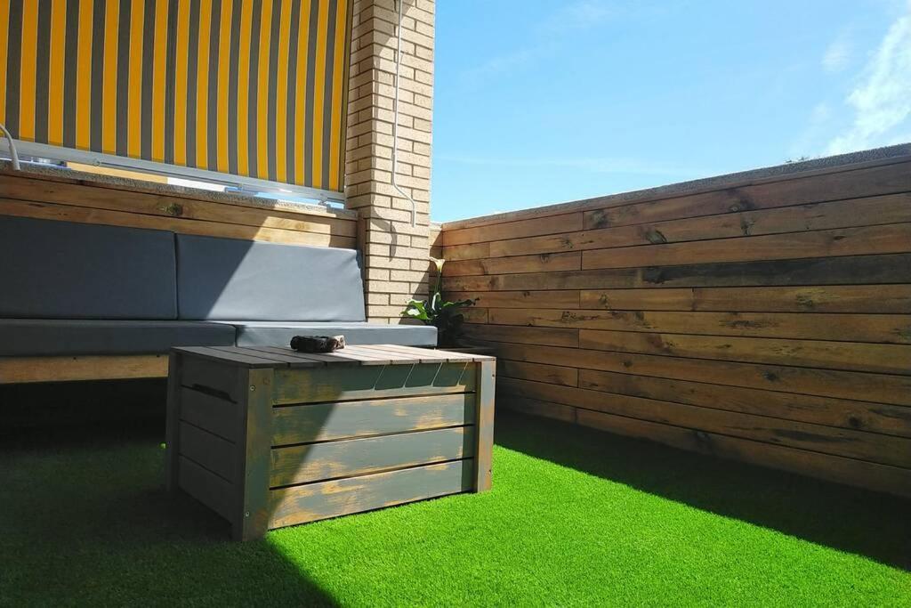 Apartamento Para 5 Personas Frente Al Mar Con Piscina Y Parking كوبيليس المظهر الخارجي الصورة