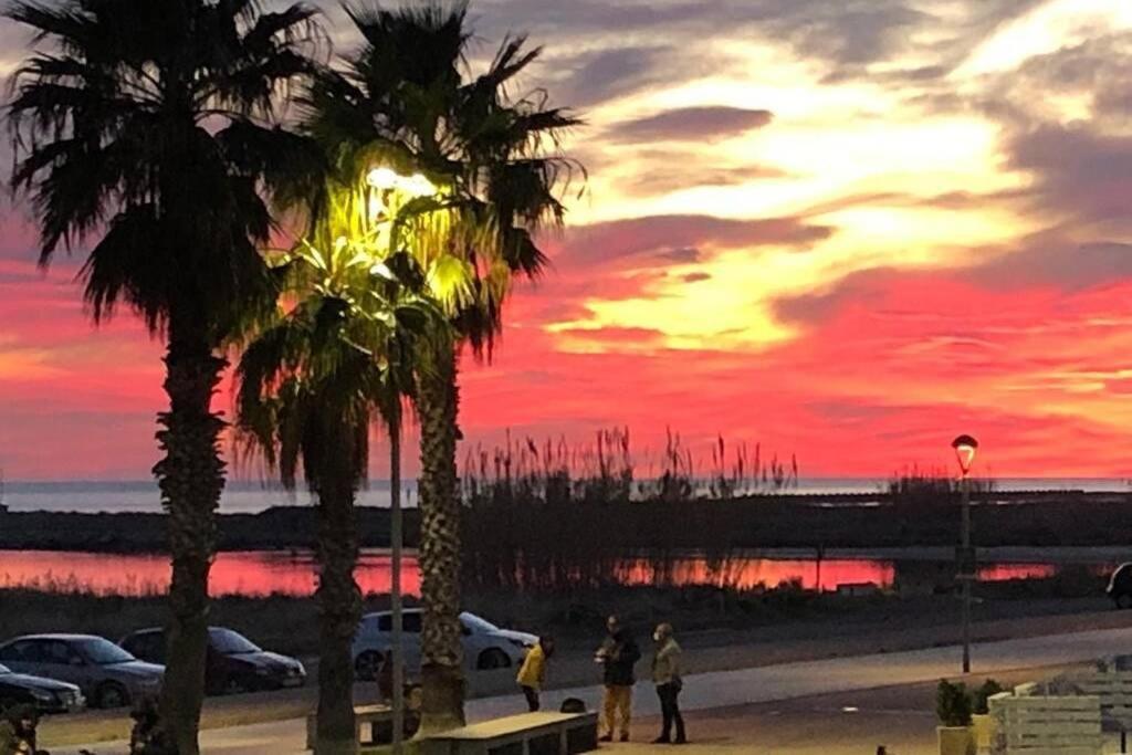 Apartamento Para 5 Personas Frente Al Mar Con Piscina Y Parking كوبيليس المظهر الخارجي الصورة