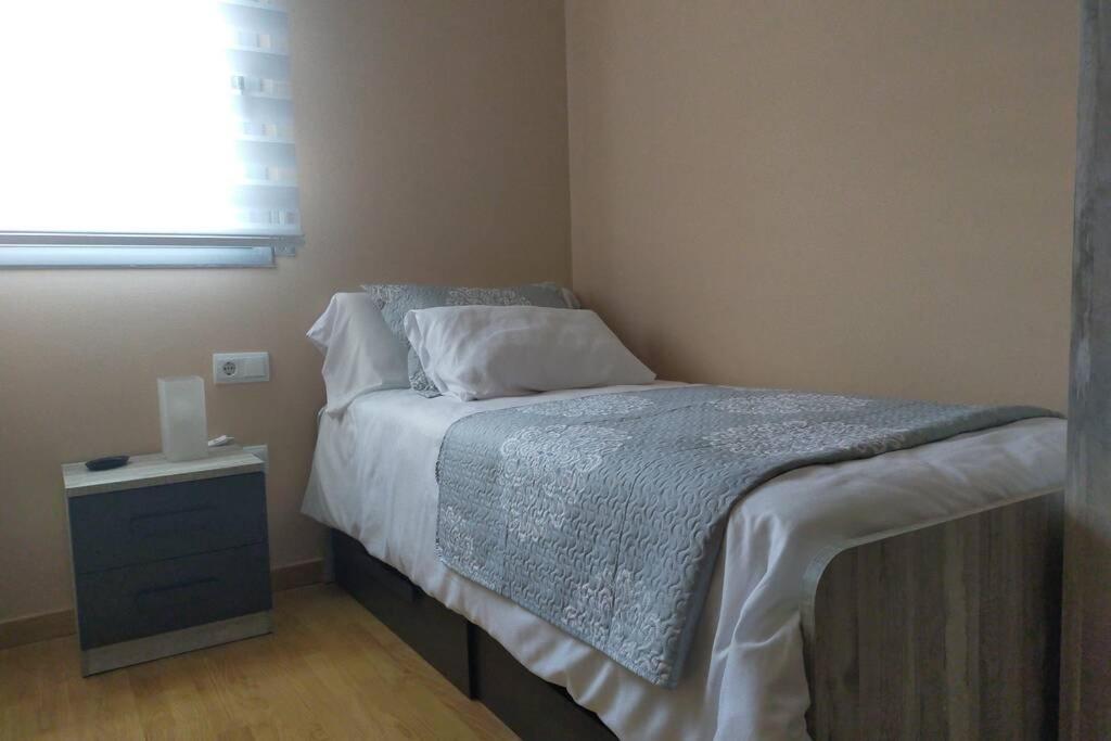 Apartamento Para 5 Personas Frente Al Mar Con Piscina Y Parking كوبيليس المظهر الخارجي الصورة