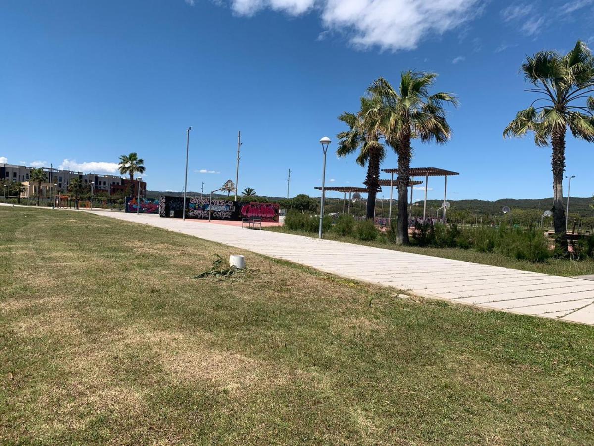 Apartamento Para 5 Personas Frente Al Mar Con Piscina Y Parking كوبيليس المظهر الخارجي الصورة