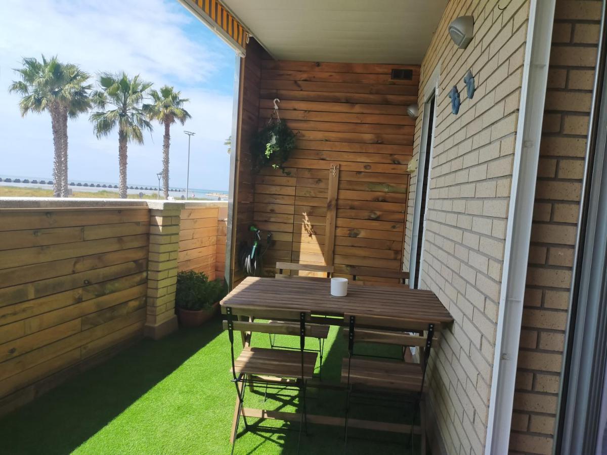Apartamento Para 5 Personas Frente Al Mar Con Piscina Y Parking كوبيليس المظهر الخارجي الصورة